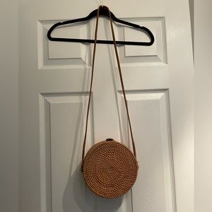 Wood detail crossbody bag